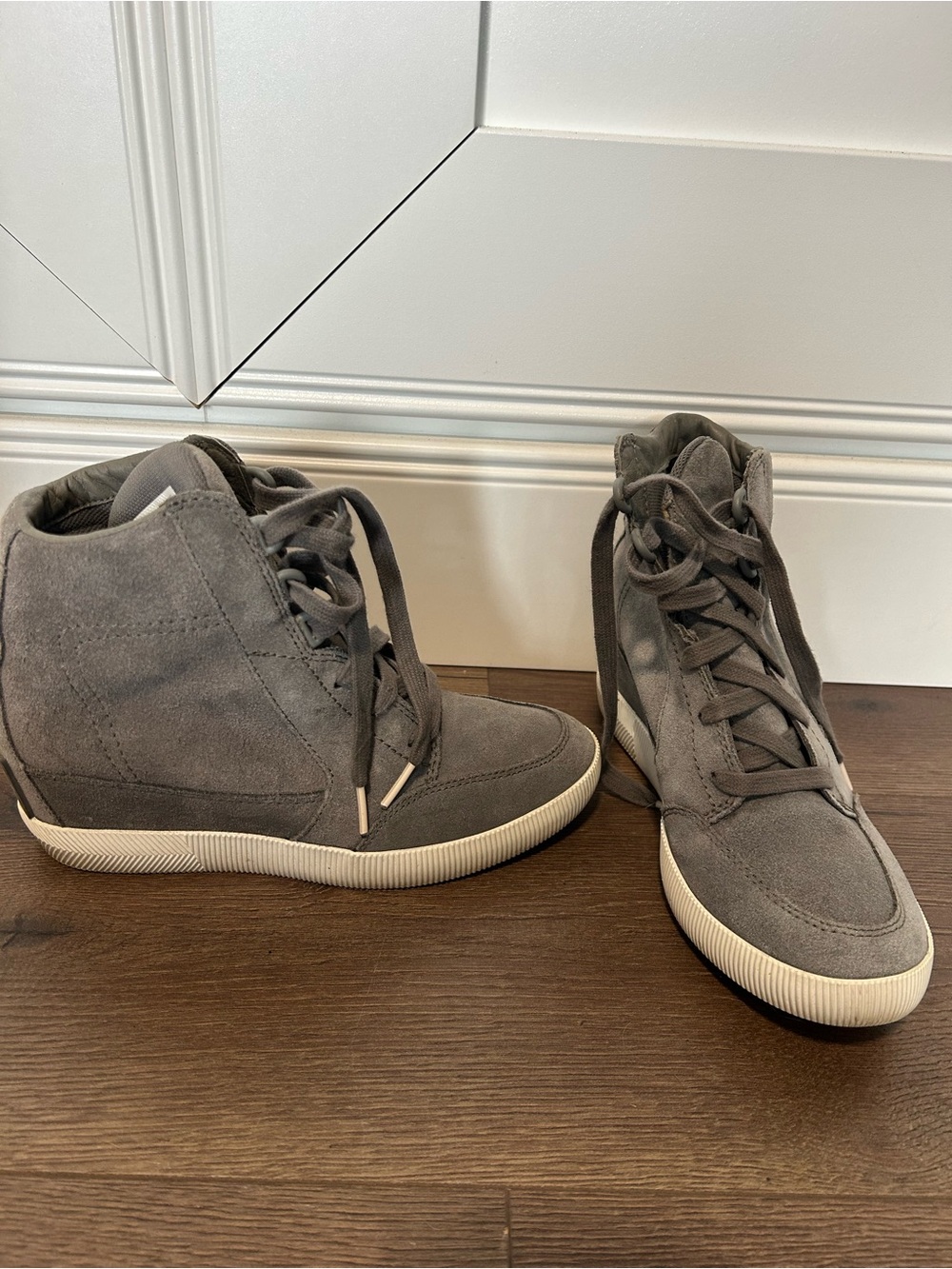 Sorel Gray Wedge High-Top Sneakers